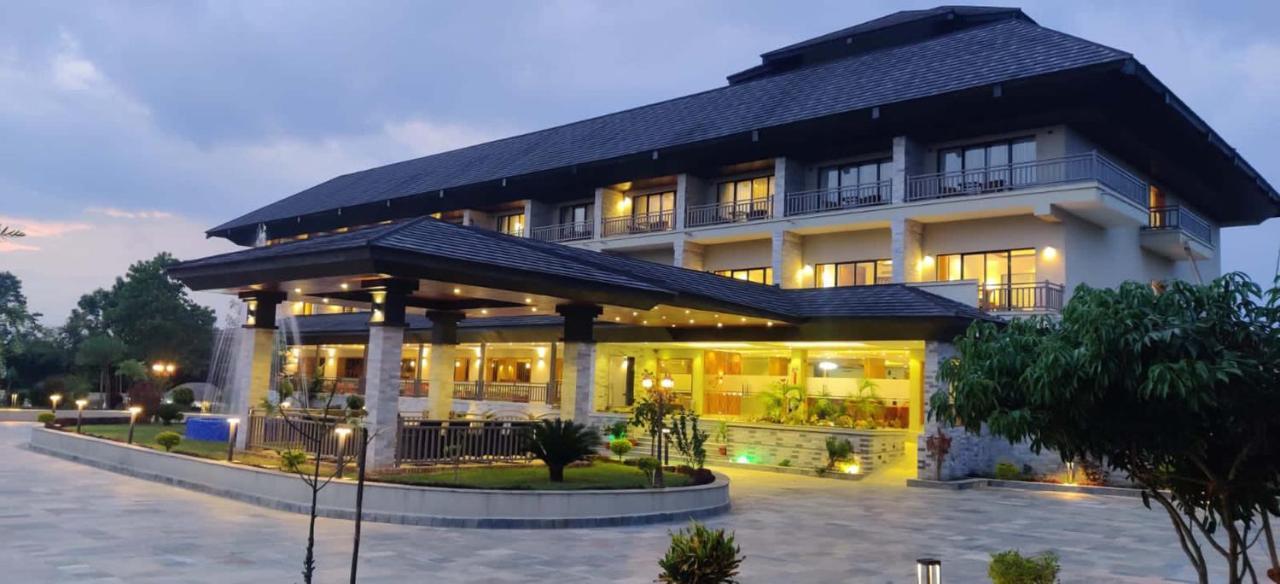 Soaltee Westend Resort Chitwan Luaran gambar
