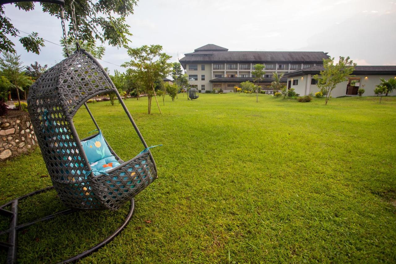 Soaltee Westend Resort Chitwan Luaran gambar